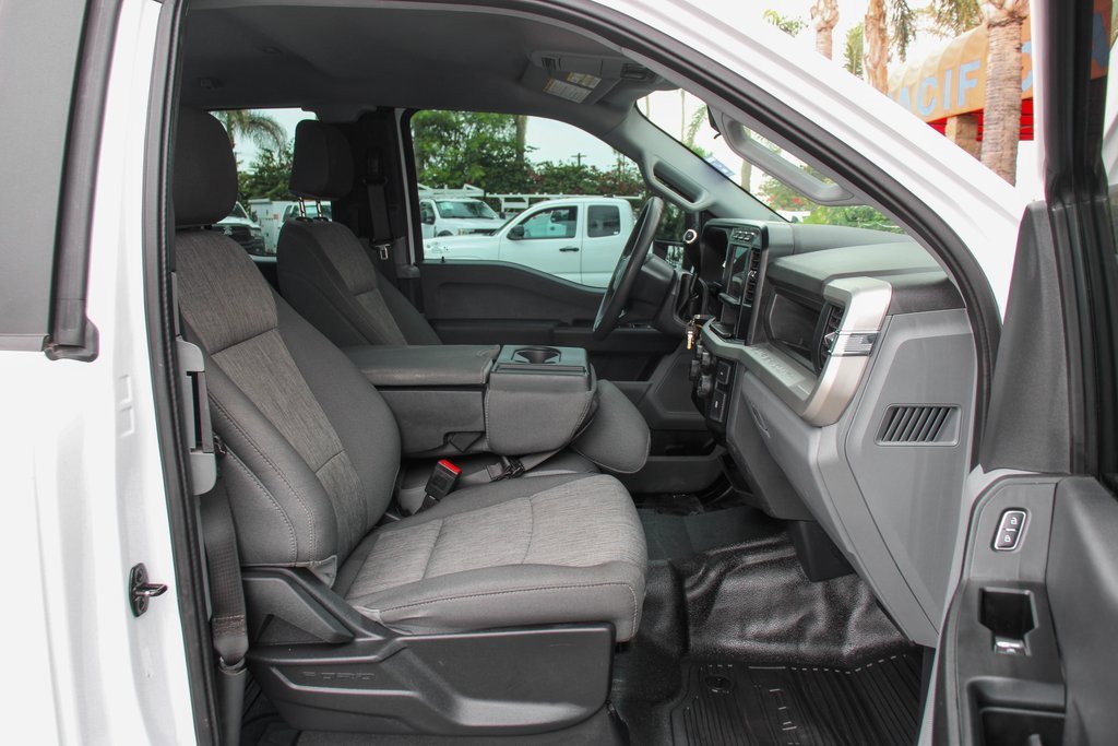 Used 2024 Ford F250 XL w/ XL Chrome Package image 36