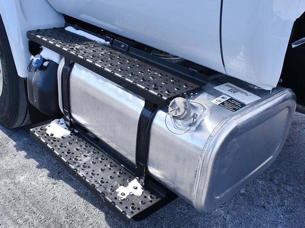 New 2027 Ford F650 2WD Regular Cab Super Duty image 9