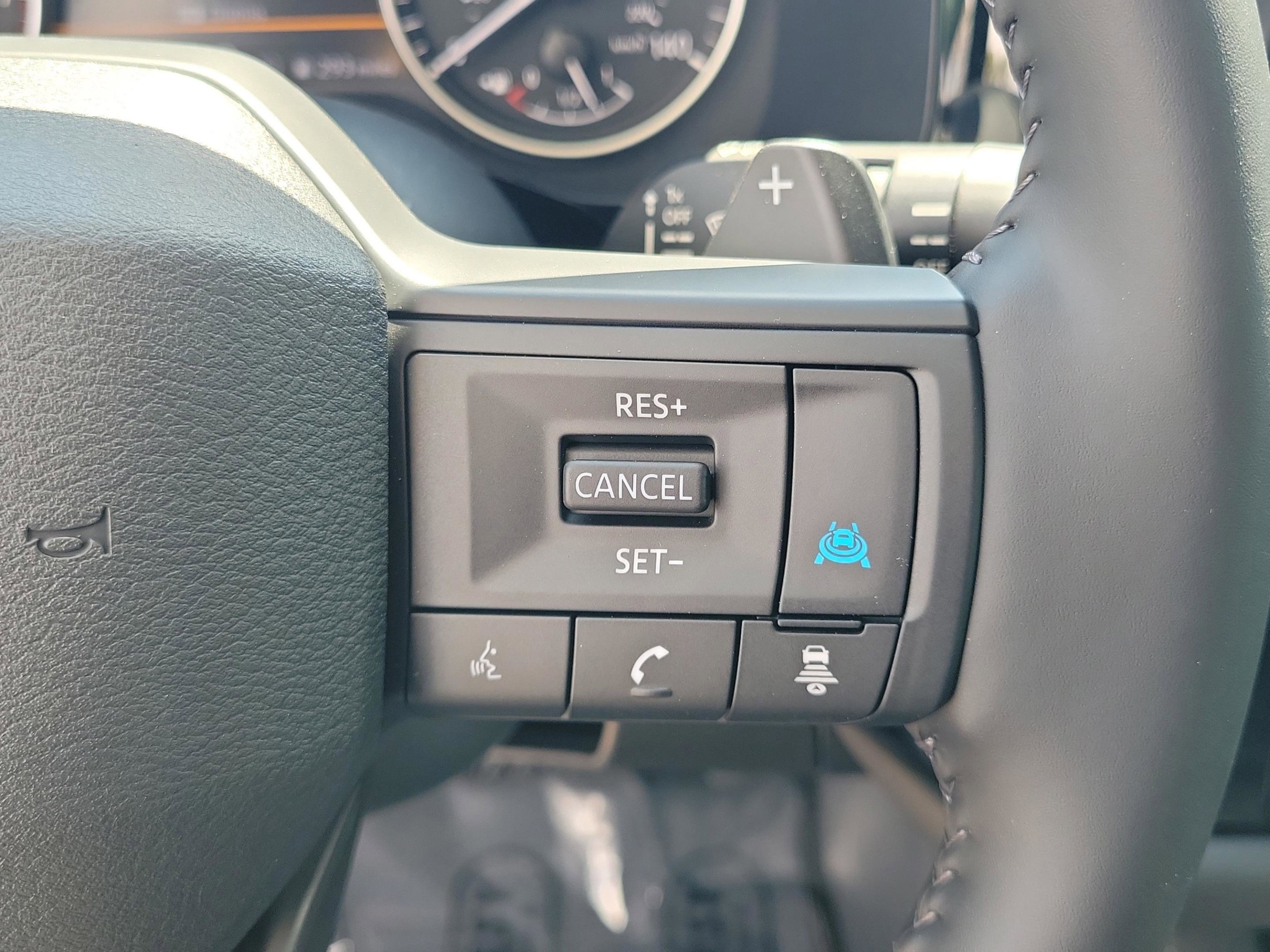 New 2026 Nissan Pathfinder SV image 27