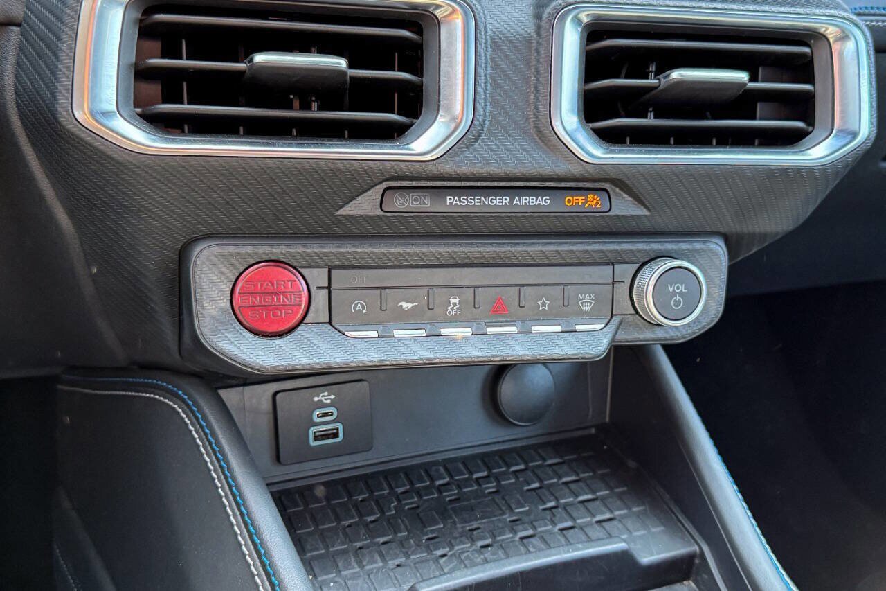 Used 2024 Ford Mustang GT Premium image 39
