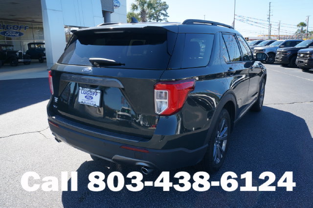 Used 2023 Ford Explorer XLT w/ Equipment Group 202A RWD image 3