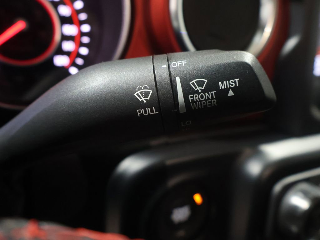 Certified 2020 Jeep Gladiator Rubicon w/ Cold Weather Group image 38