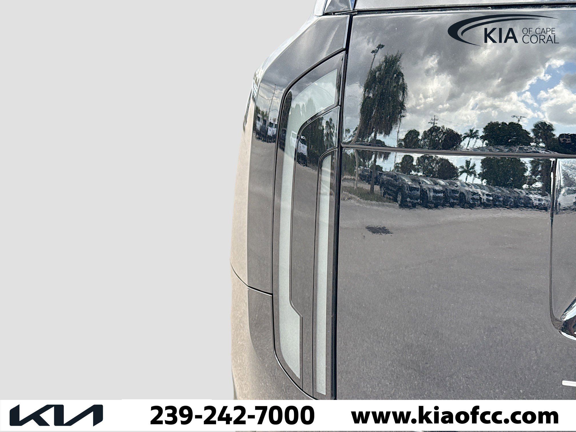 New 2027 Kia Telluride EX w/ Towing Package FWD image 9