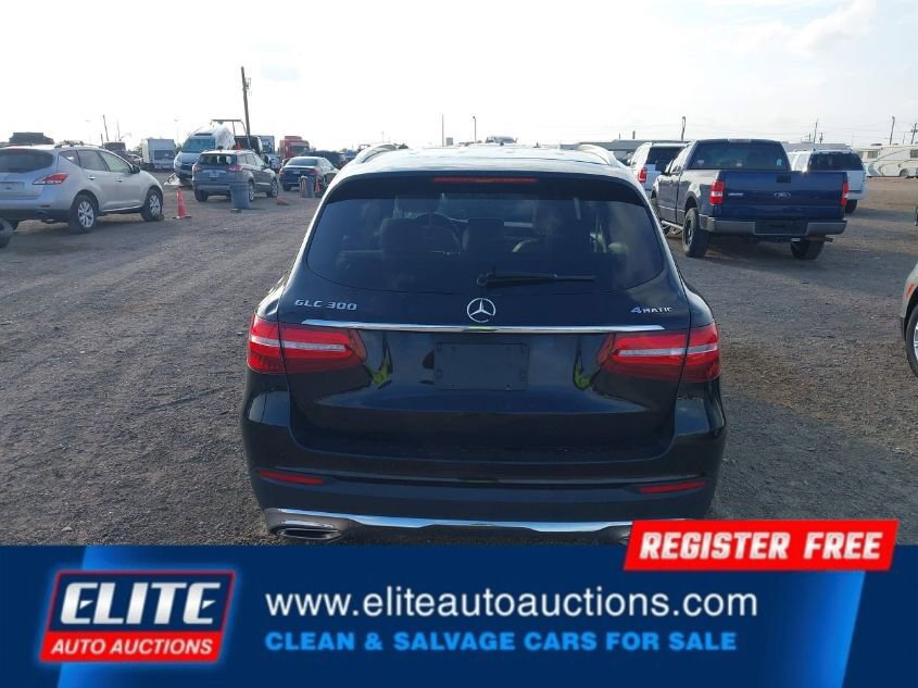 Used 2018 Mercedes-Benz GLC 300 4MATIC image 31