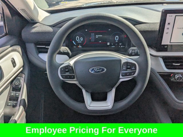 New 2026 Ford Explorer Active RWD image 17