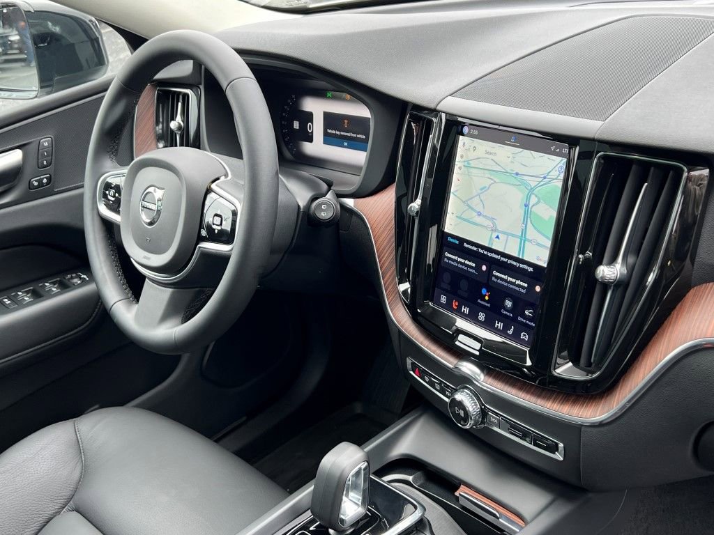 Certified 2023 Volvo XC60 B5 Plus w/ Climate Package image 12