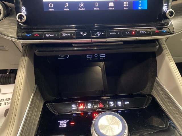 Used 2024 Jeep Wagoneer Series II image 24