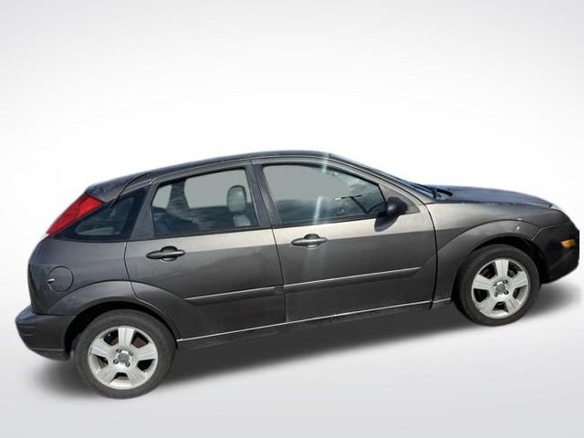 Used 2006 Ford Focus ZX5 Hatchback FWD image 10