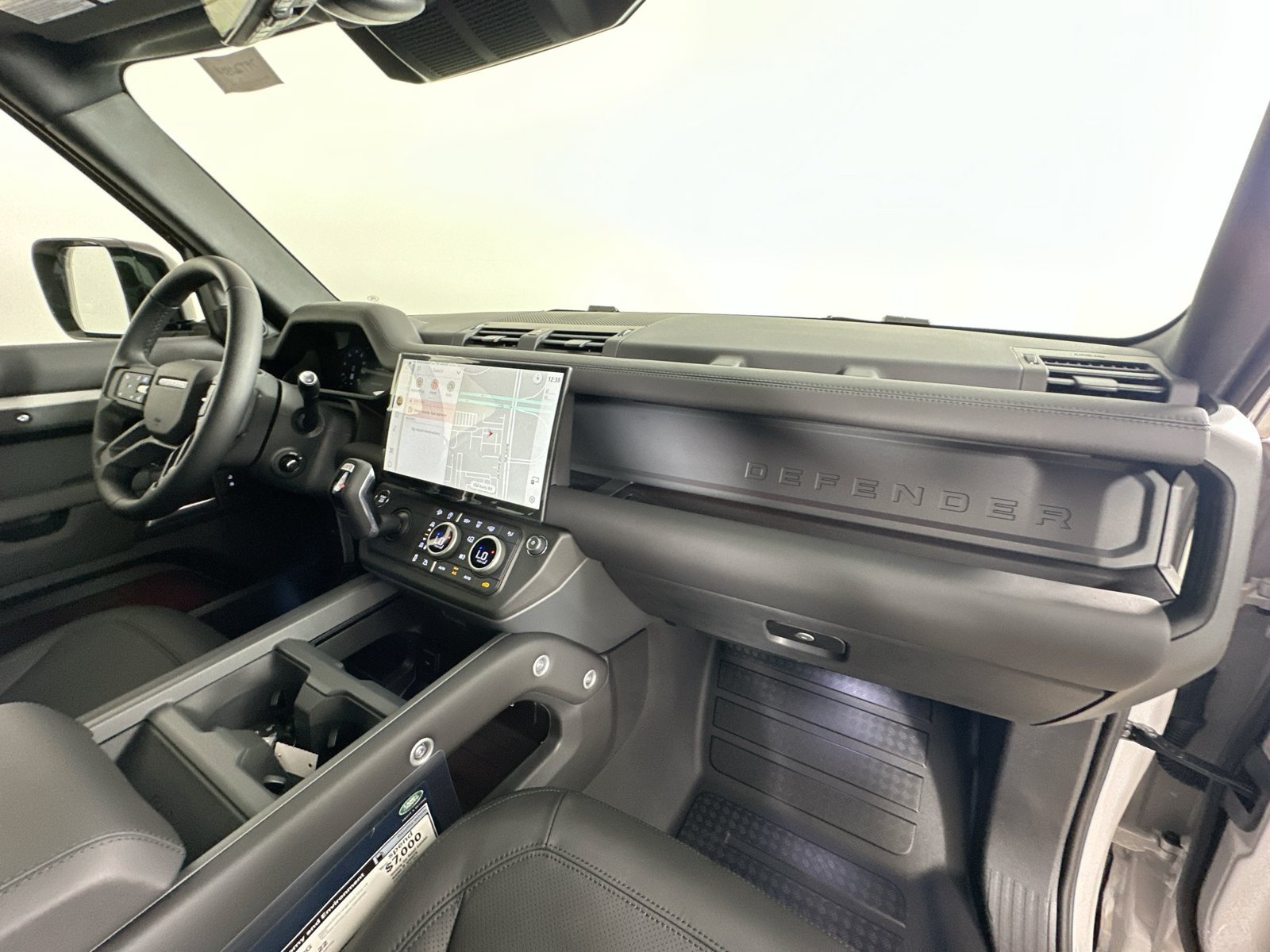 New 2026 Land Rover Defender 110 X-Dynamic SE AWD/4WD image 45
