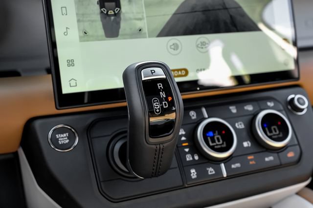 New 2026 Land Rover Defender 110 S AWD/4WD image 31