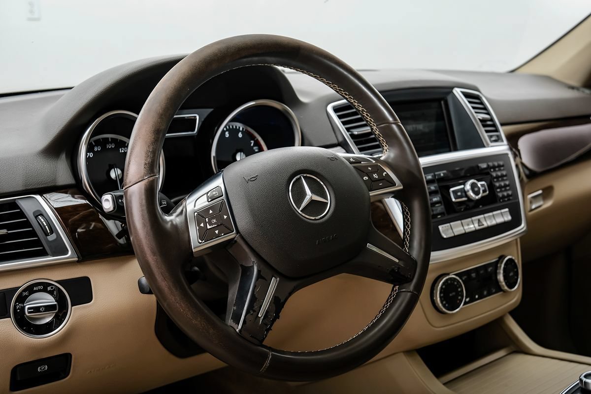 Used 2015 Mercedes-Benz ML 350 4MATIC w/ Premium 1 Package image 14