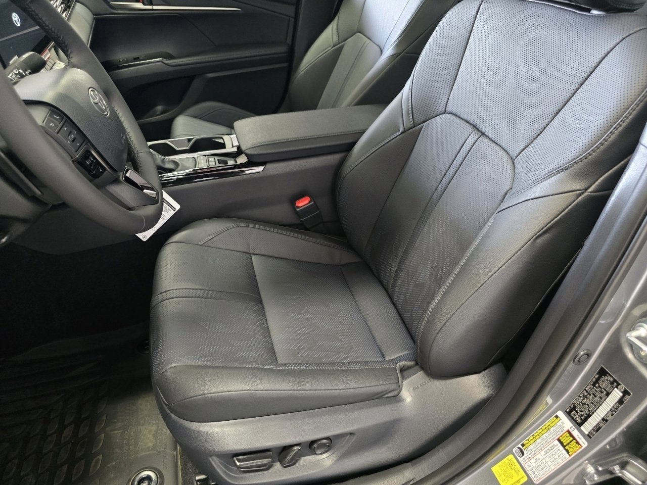 New 2026 Toyota Camry Hybrid image 26