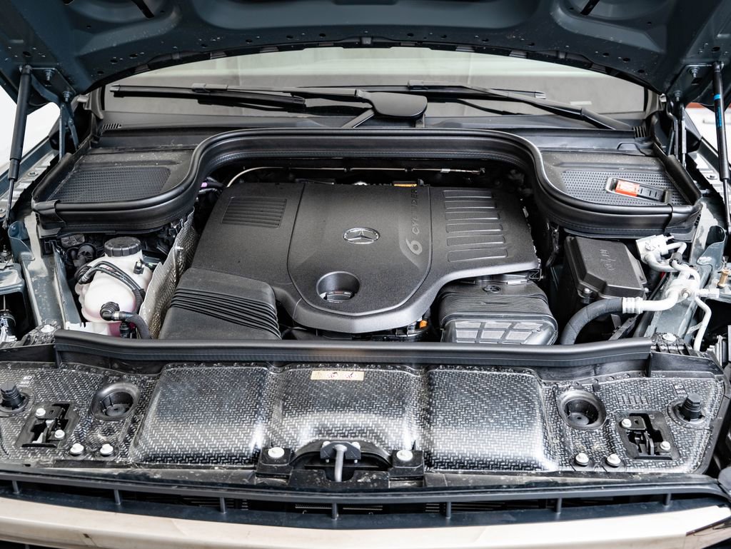 New 2026 Mercedes-Benz GLS 450 4MATIC image 50