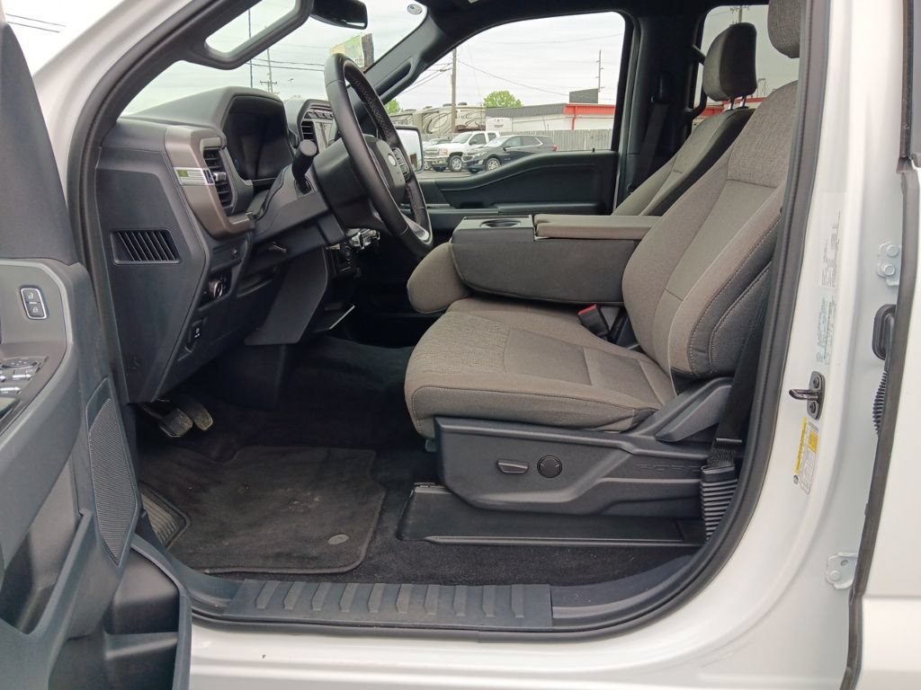 Used 2024 Ford F150 XLT AWD/4WD image 28