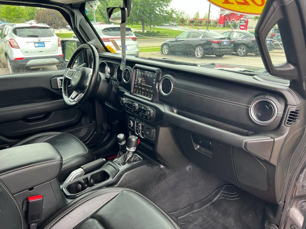 Used 2021 Jeep Wrangler Unlimited Sahara AWD/4WD image 26