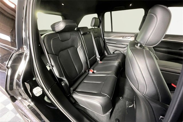 New 2025 Jeep Grand Cherokee Limited w/ Trailer Tow Package image 11