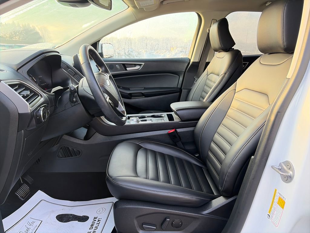 Used 2024 Ford Edge SEL w/ Convenience Package image 17