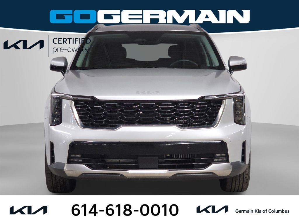 Certified 2025 Kia Sorento EX image 3