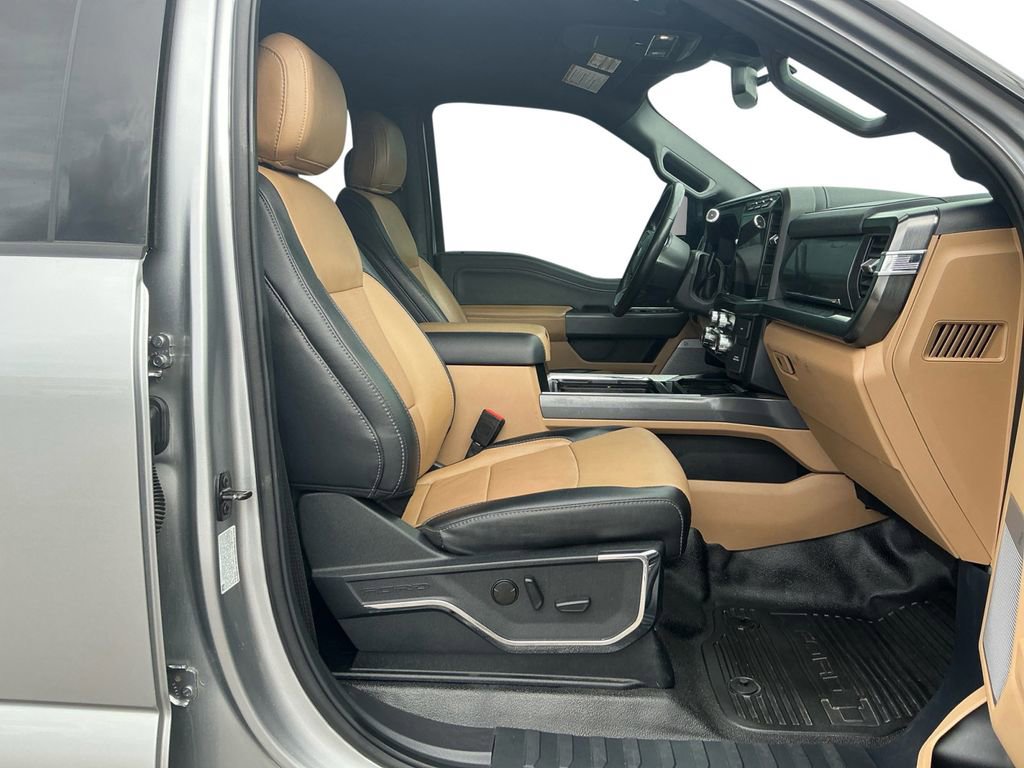 Used 2024 Ford F350 Lariat image 22