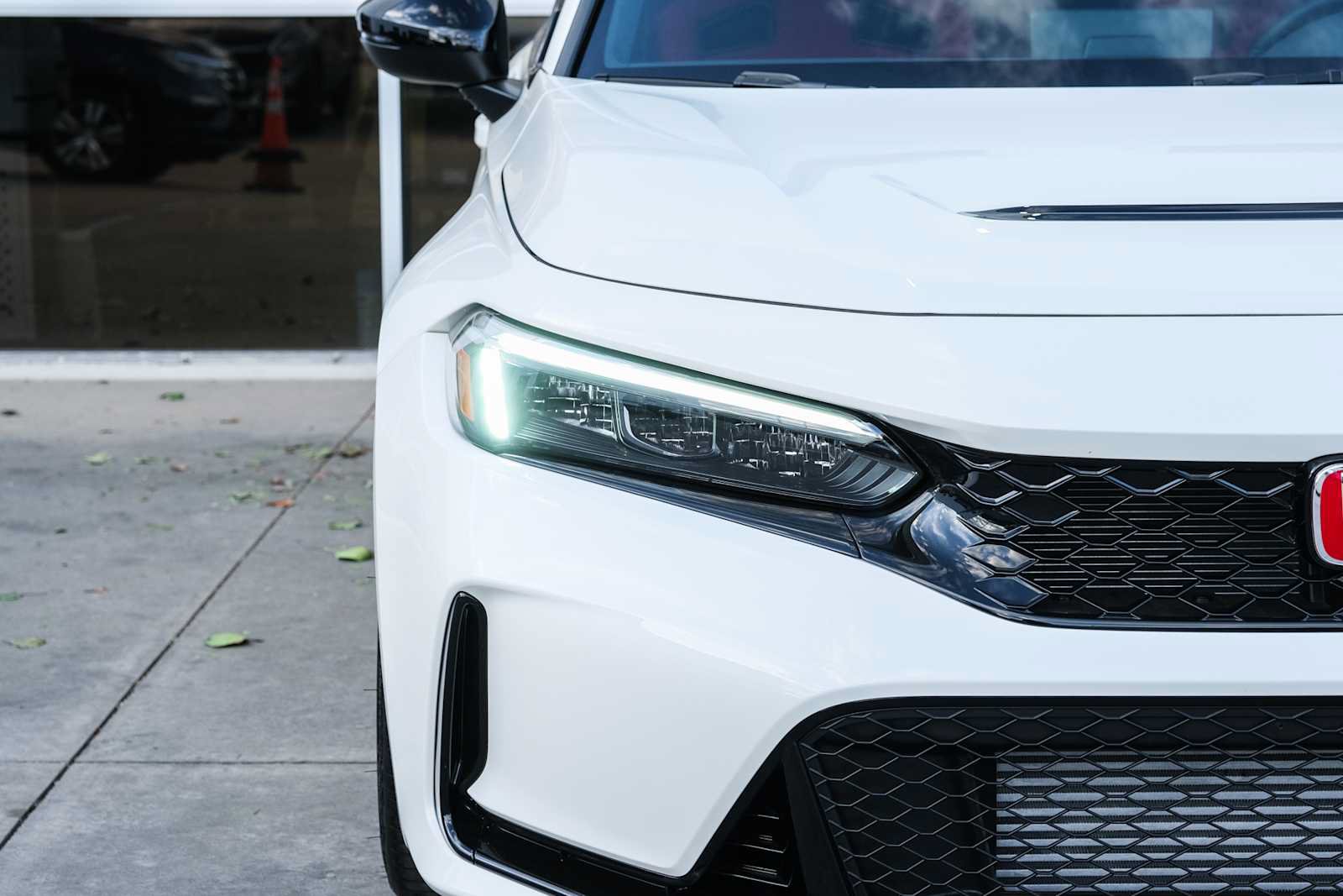 Used 2025 Honda Civic Type R image 4