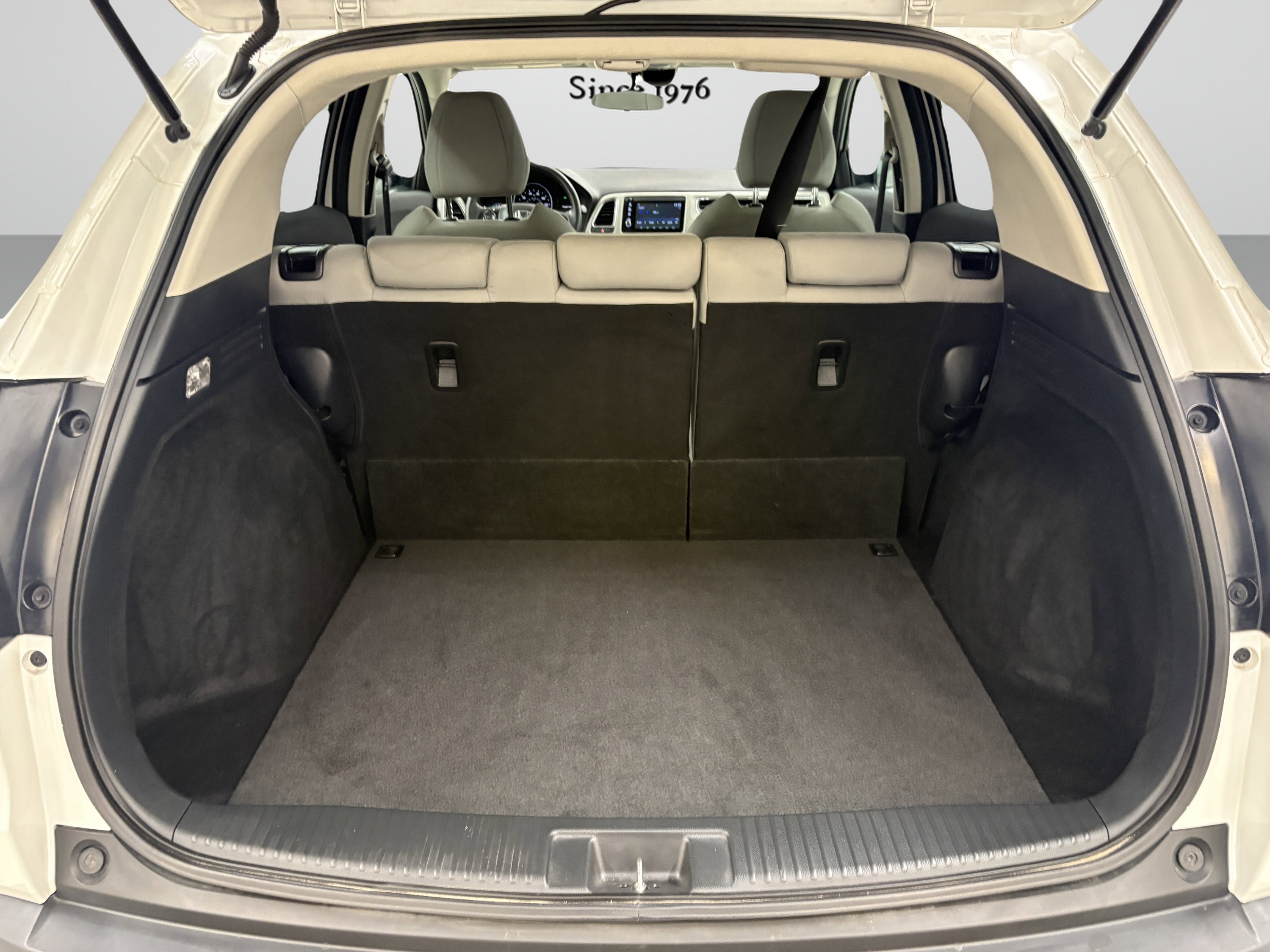 Used 2021 Honda HR-V EX image 7