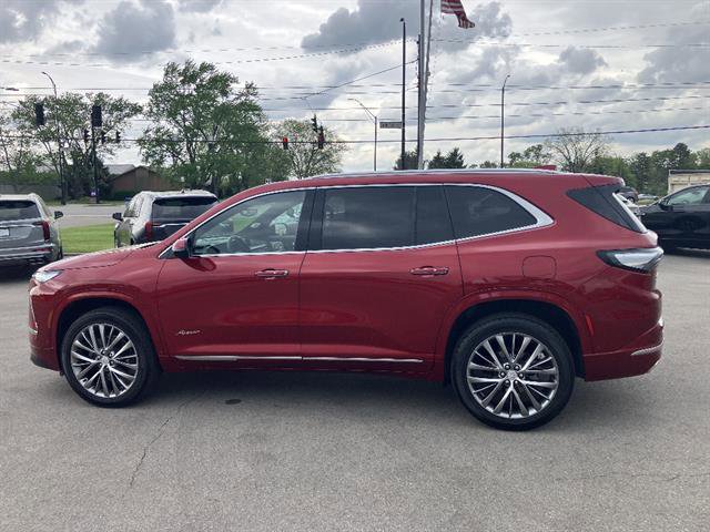 Used 2025 Buick Enclave Avenir w/ Super Cruise Package image 7