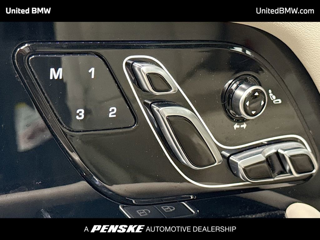 Used 2021 Land Rover Range Rover Westminster Edition image 4