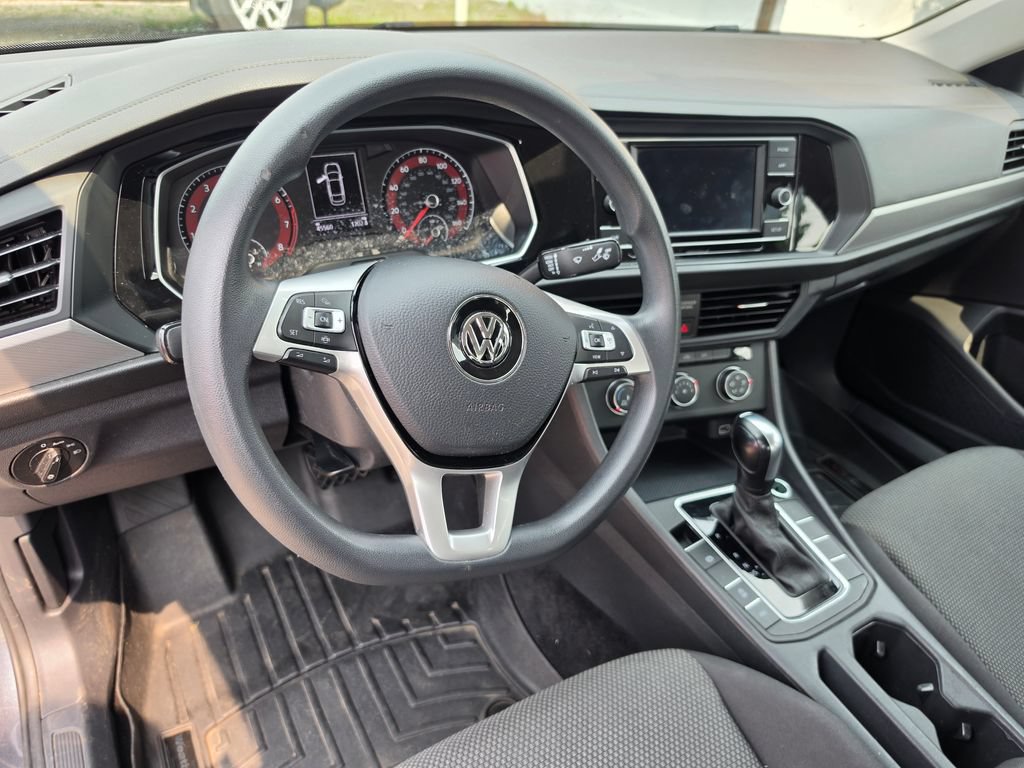 Used 2019 Volkswagen Jetta S FWD image 4