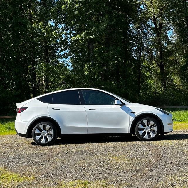 Used 2020 Tesla Model Y Long Range AWD/4WD image 3