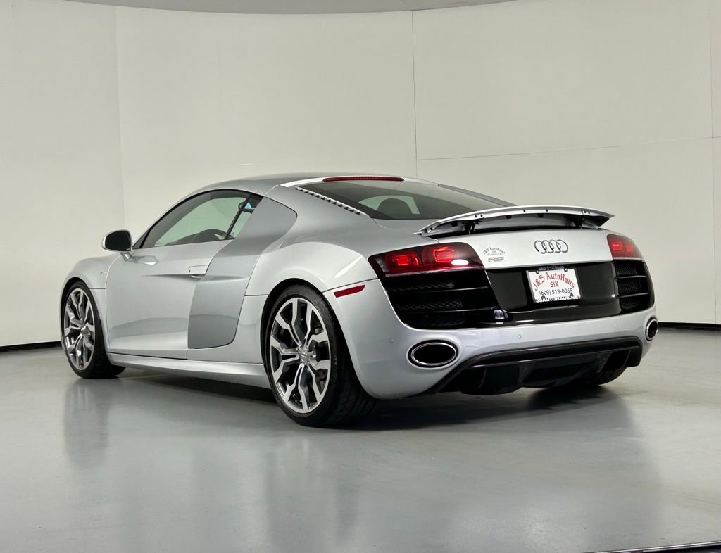 Used 2012 Audi R8 V10 AWD/4WD image 5