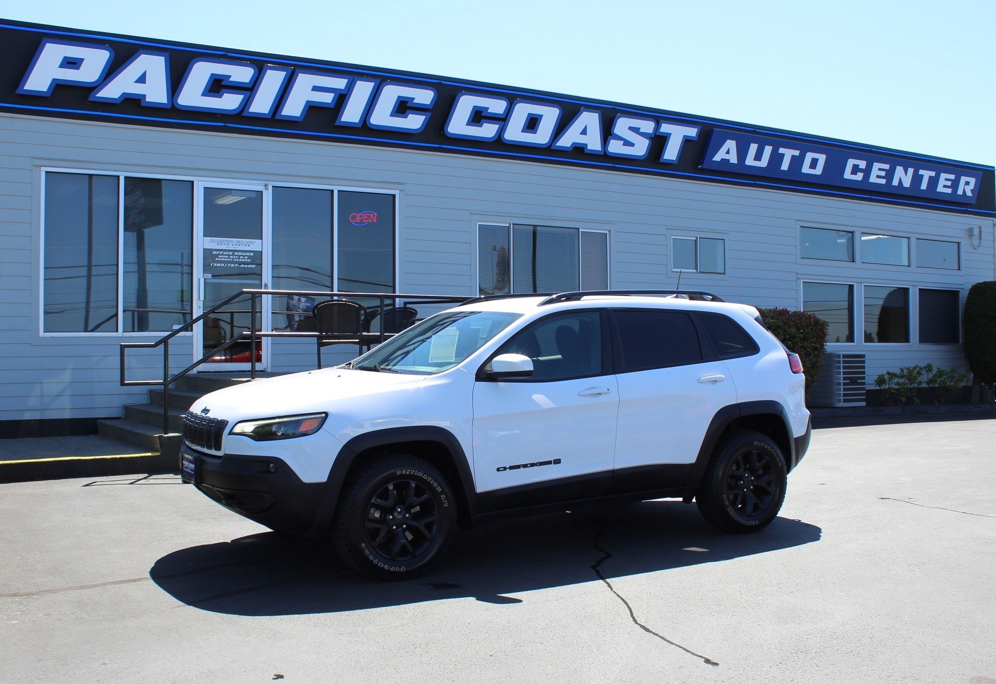 Used 2019 Jeep Cherokee Sport