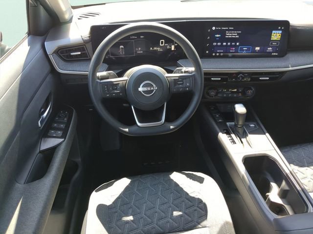 New 2026 Nissan Kicks SV w/ Cold Weather Package FWD image 23