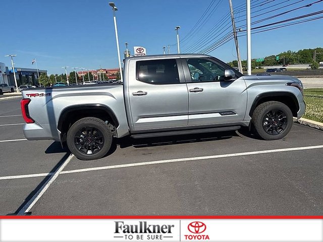 Used 2024 Toyota Tundra Platinum w/ TRD Off-Road Package AWD/4WD image 7