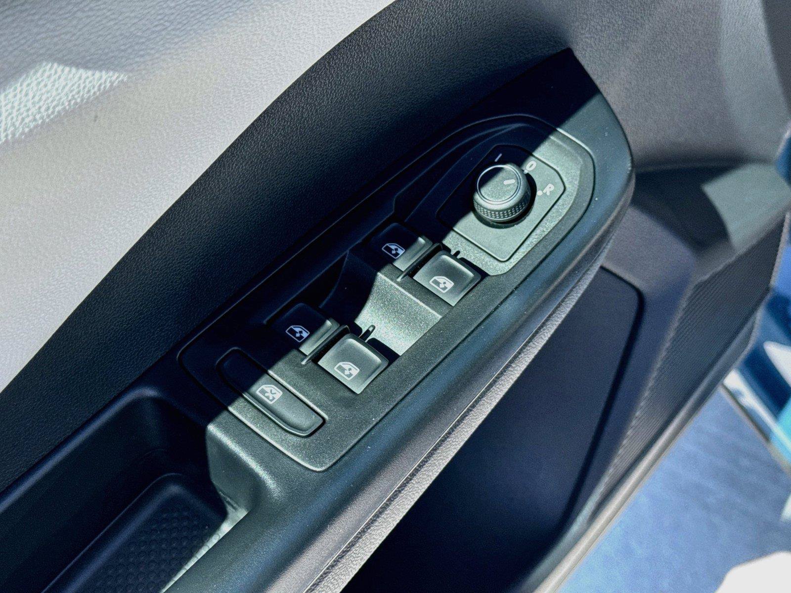 New 2027 Volkswagen Taos S FWD image 16