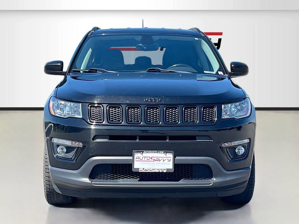 Used 2018 Jeep Compass Latitude FWD image 2