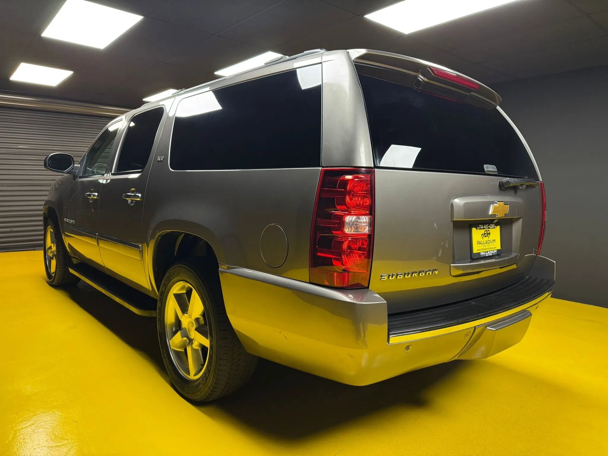Used 2012 Chevrolet Suburban LTZ image 55