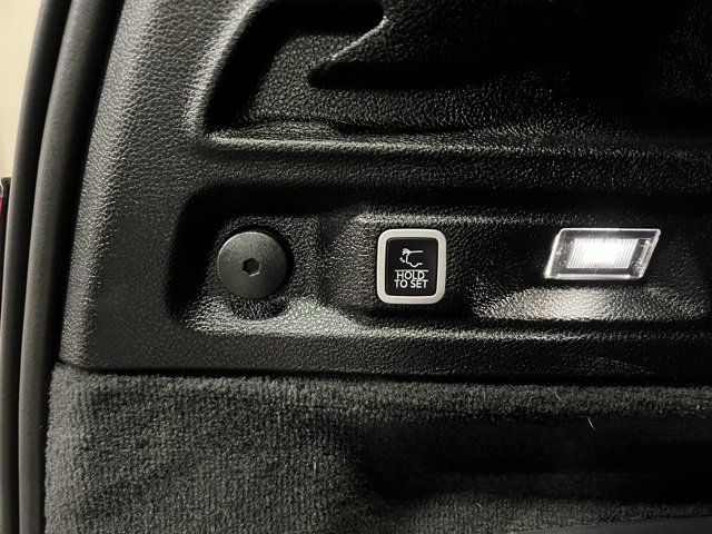 Used 2021 Jeep Grand Cherokee L Summit image 24