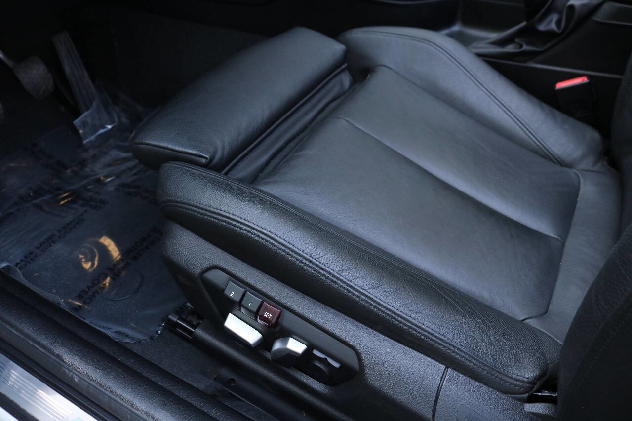 Used 2018 BMW M240i Convertible image 37