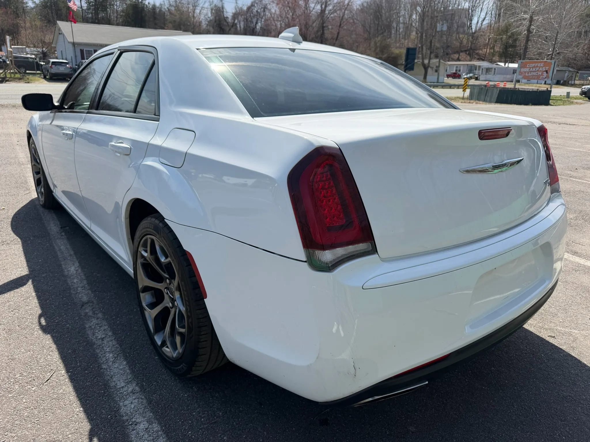 Used 2016 Chrysler 300 S image 10