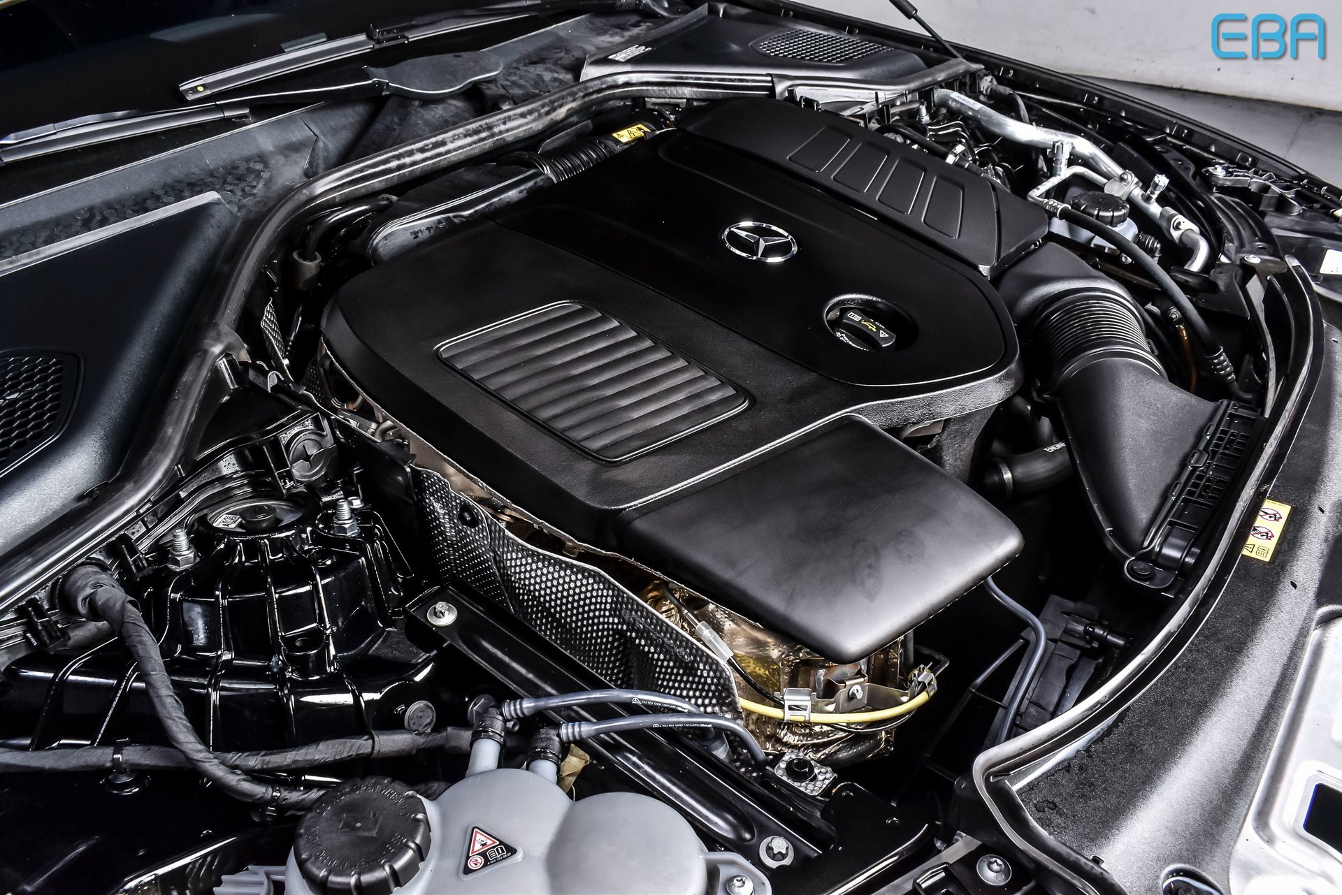 Used 2025 Mercedes-Benz E 350 4MATIC Sedan image 12