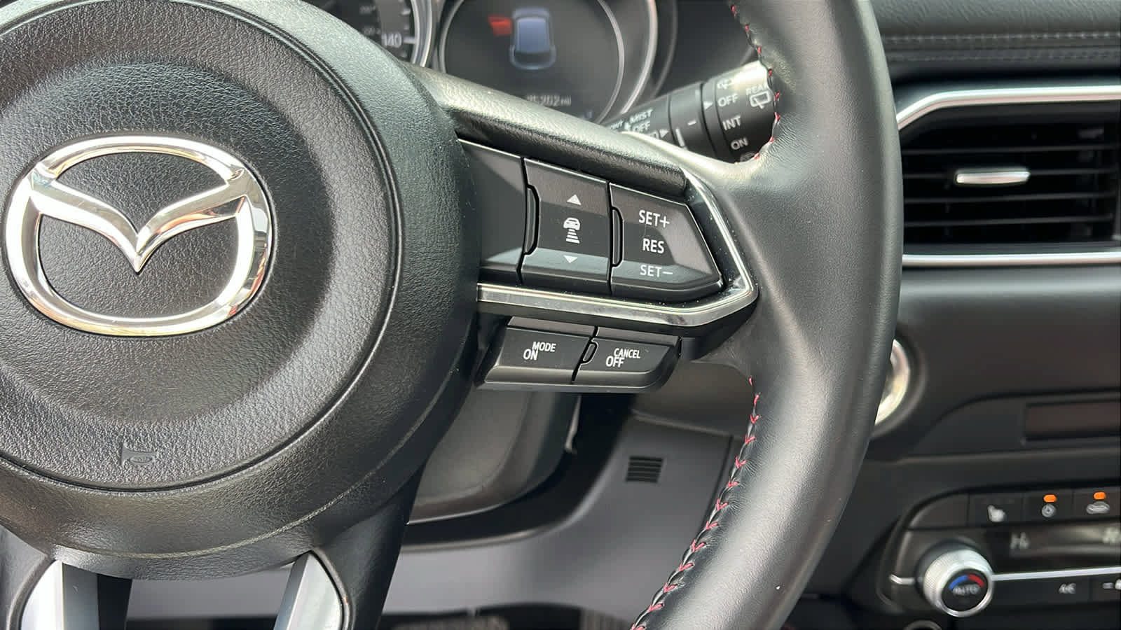 Used 2023 MAZDA CX-5 Carbon Edition image 13