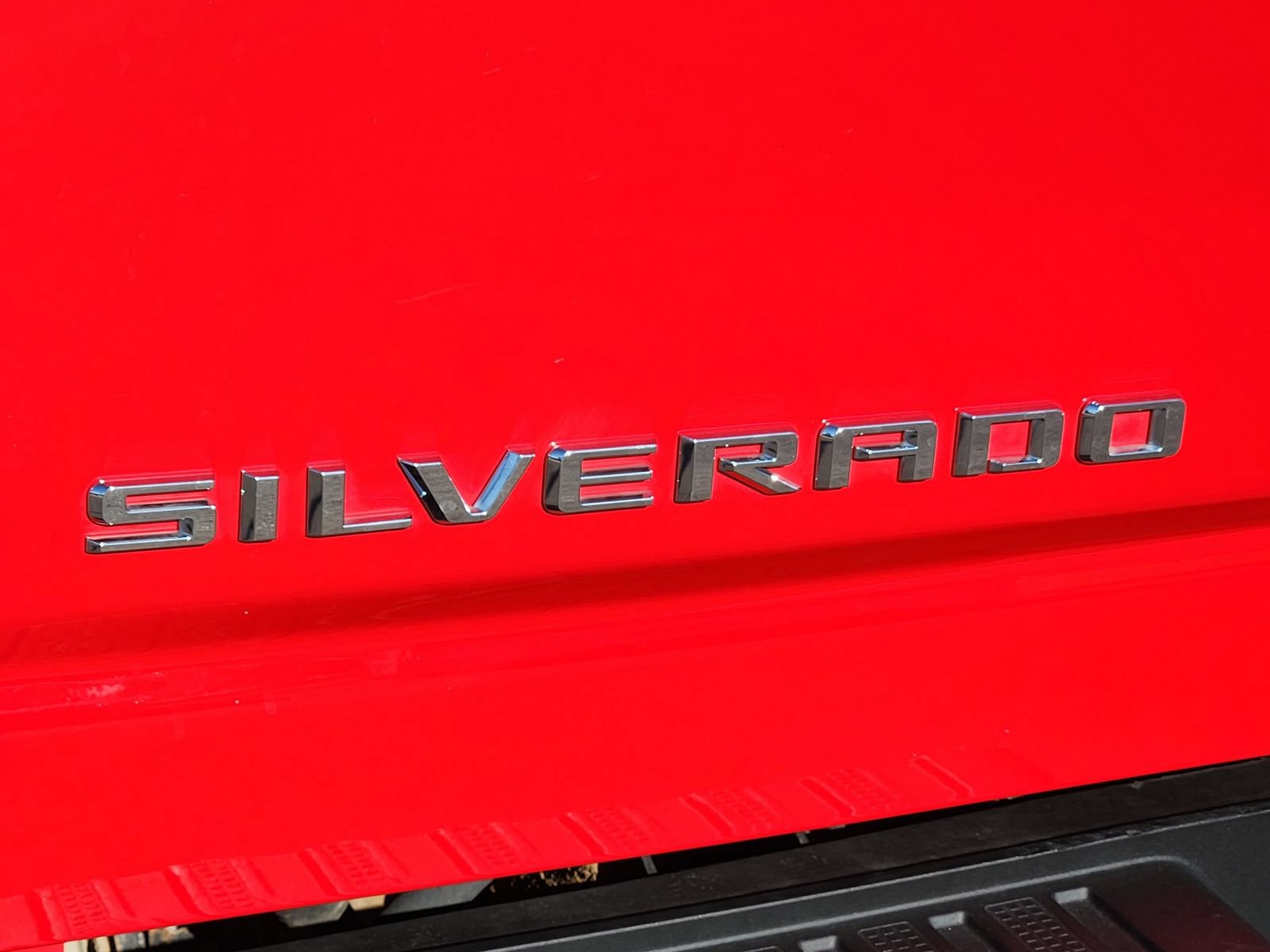 Used 2023 Chevrolet Silverado 2500 LT w/ Convenience Package AWD/4WD image 12