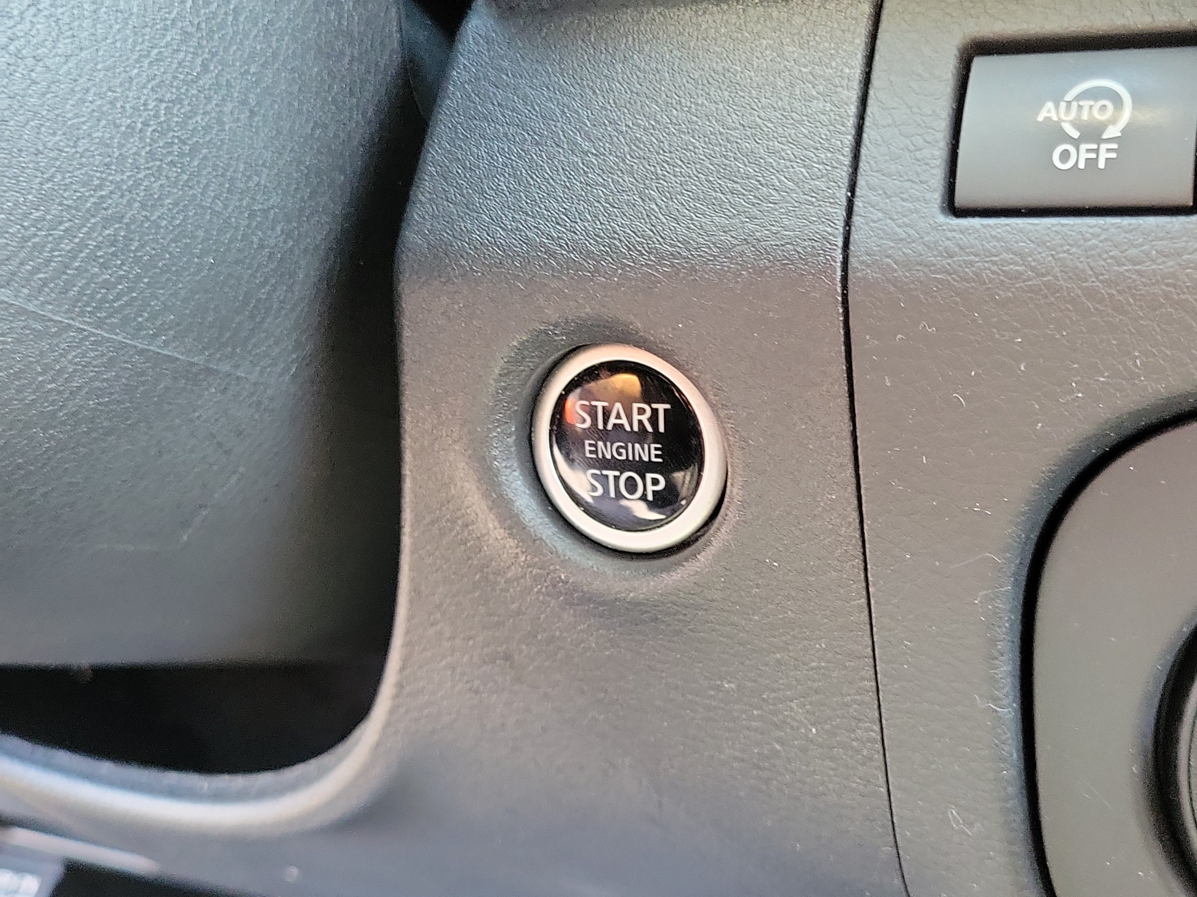 Certified 2025 Nissan Frontier PRO-4X w/ Pro Convenience Package AWD/4WD image 28