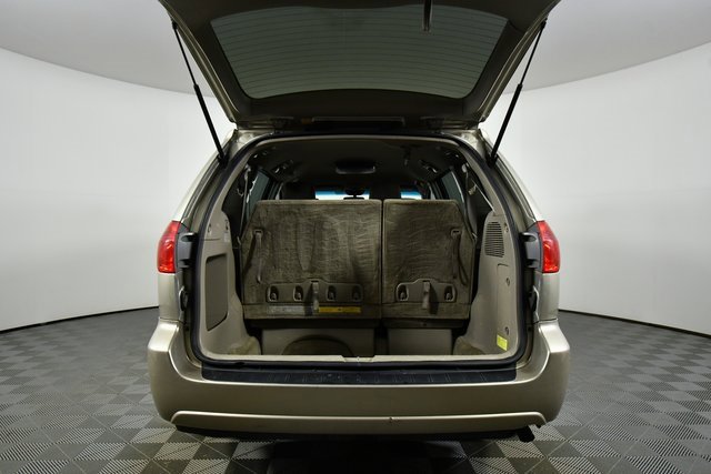 Used 2008 Toyota Sienna image 27