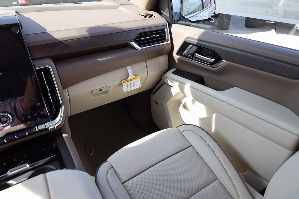 New 2026 GMC Yukon XL Denali w/ Advanced Technology Package image 22