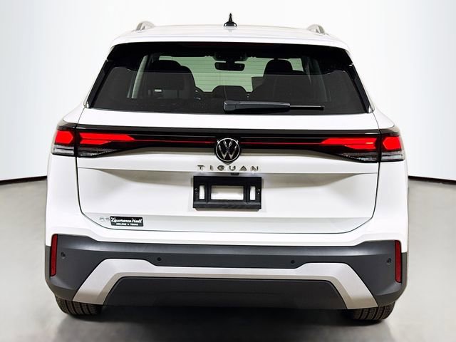 New 2026 Volkswagen Tiguan SE image 4