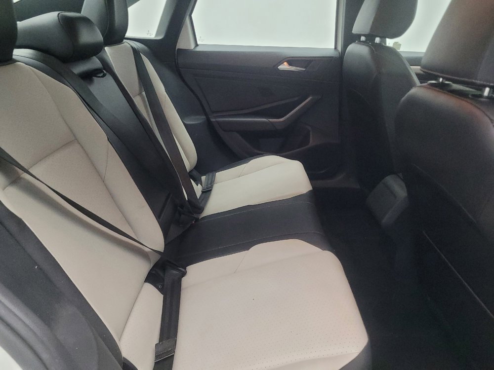 Used 2019 Volkswagen Jetta R-Line FWD image 19