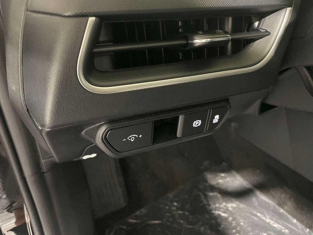 New 2026 Kia K4 FWD image 20