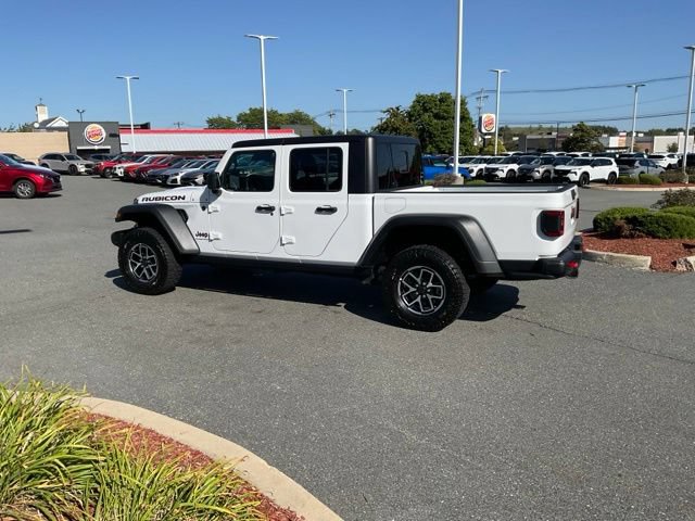 Used 2026 Jeep Gladiator Rubicon AWD/4WD image 4