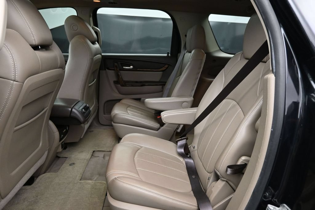 Used 2014 GMC Acadia Denali FWD image 18